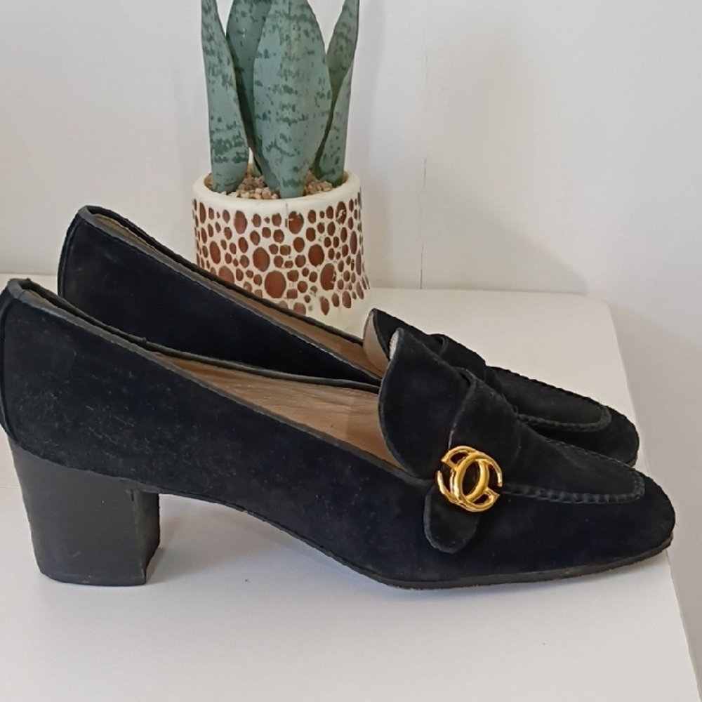 Vintage Gucci Black Heeled Loafers with Gold Accent Womens Size 37 B Shoe - Picture 6 of 15